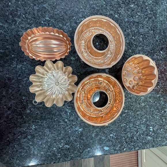 Set of 5 Vintage Copper & Aluminum Wall Molds – Kitchen Decor - Picture 1 of 9